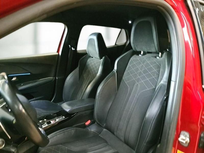 PEUGEOT 2008 BLUEHDI 130 EAT8 GT PACK S/S AUT. CROSSOVER