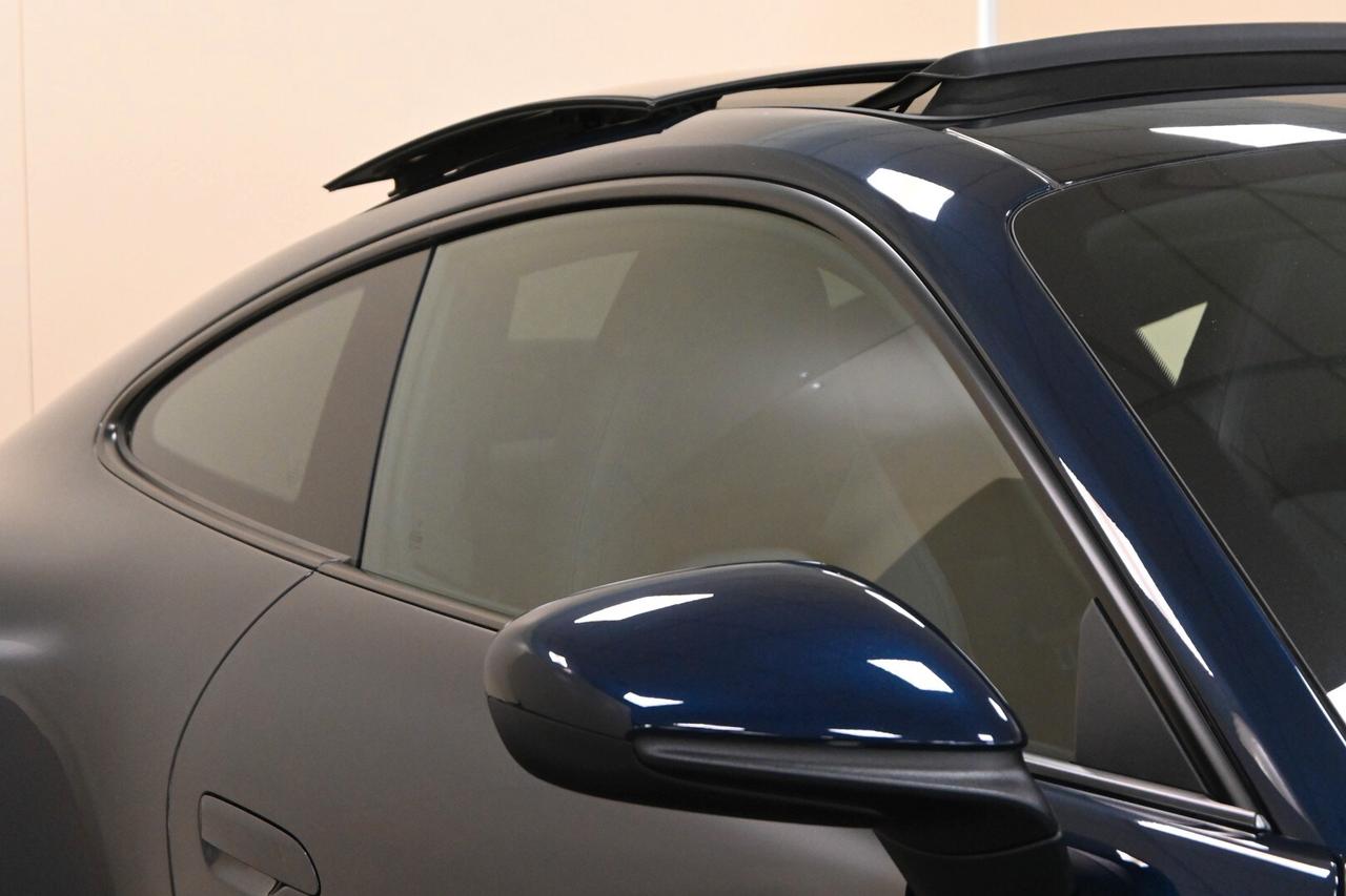PORSCHE 911 (992) 911 Carrera