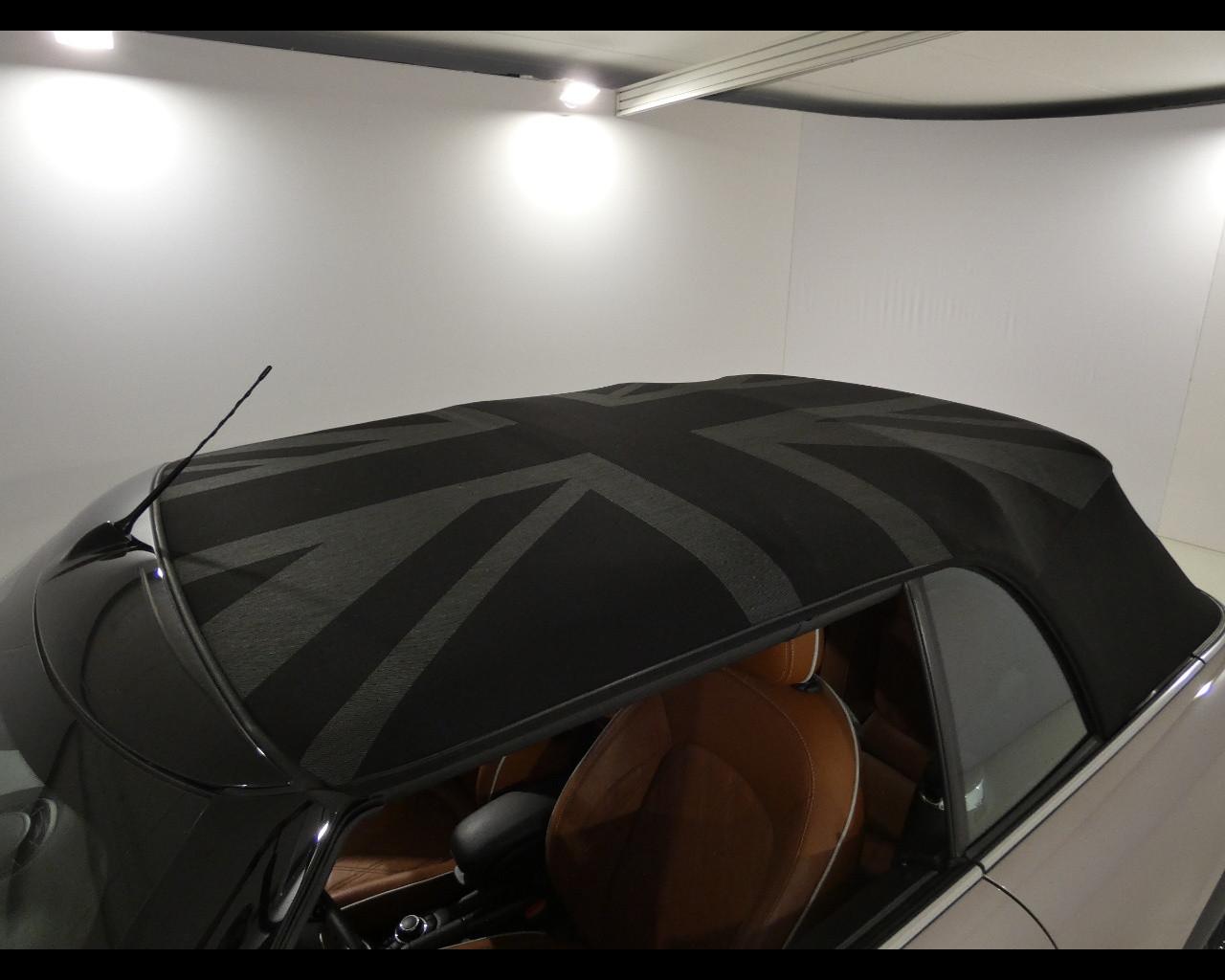 MINI Mini Cabrio (F57) - Mini 1.5 Cooper Yours Cabrio