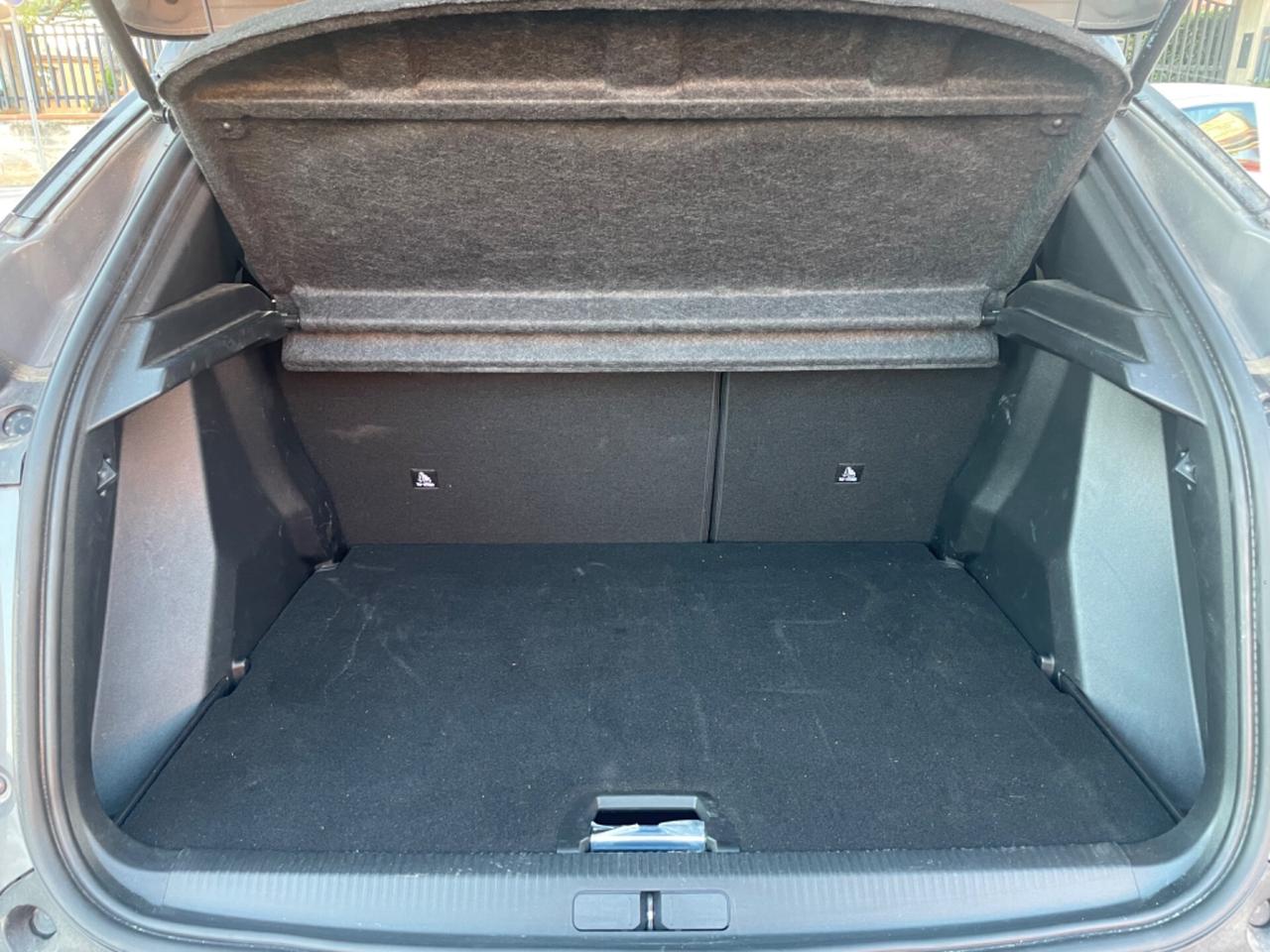 Peugeot 2008 PureTech 100 S&S Allure