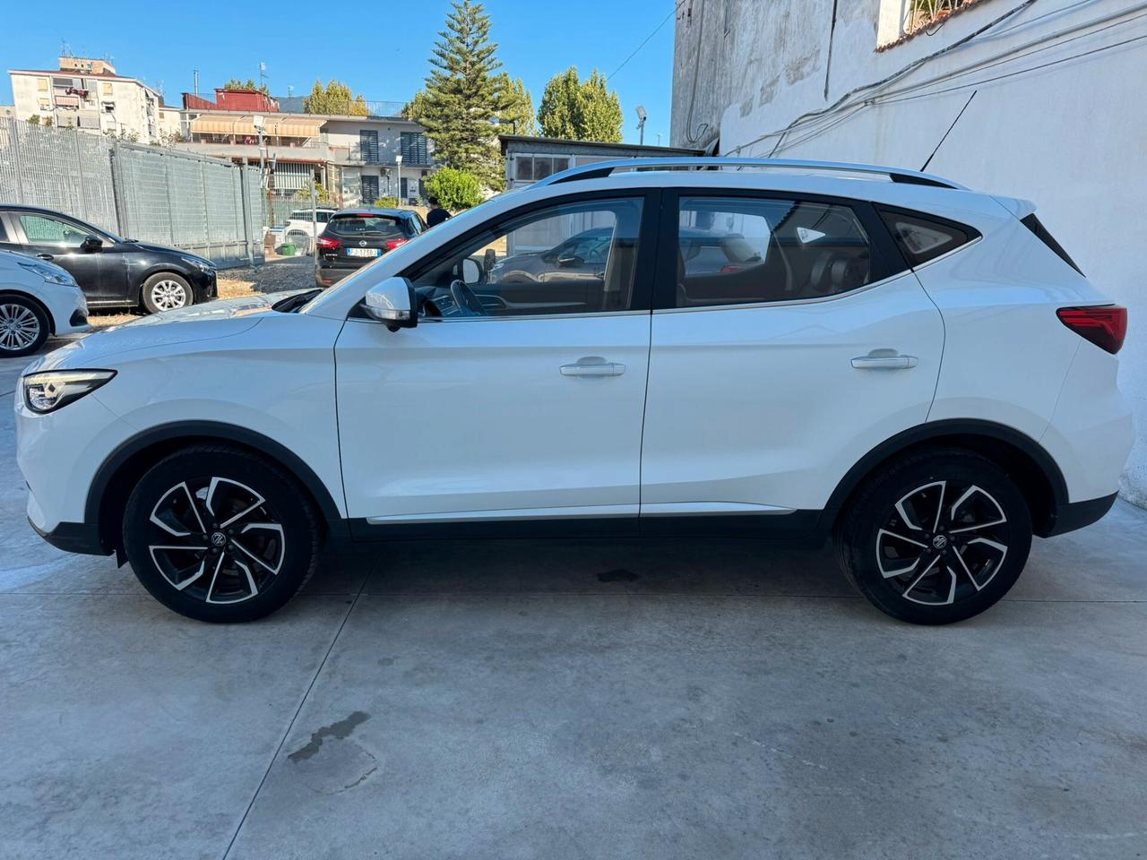 MG ZS 1.5 VTi-TECH 106cv 2022!!! LUXURY!!!
