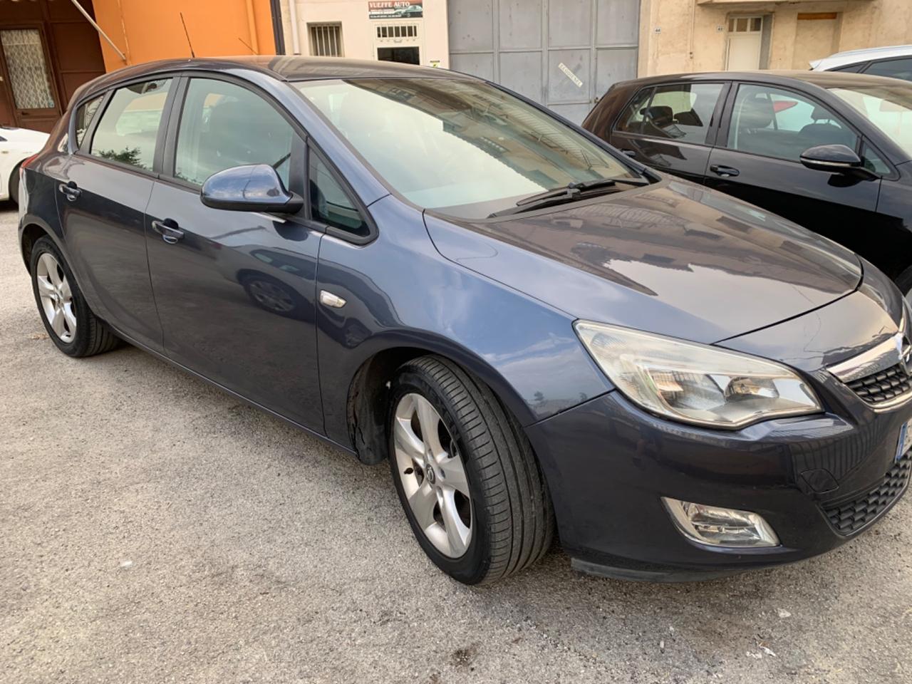 Opel Astra 1.7 CDTI 110CV 5 porte Elective