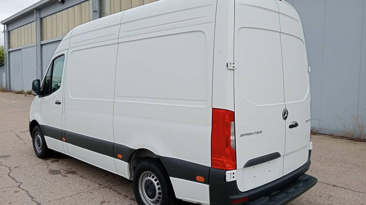 Mercedes-Benz Sprinter Furgone 319CDI 37/35 PRO