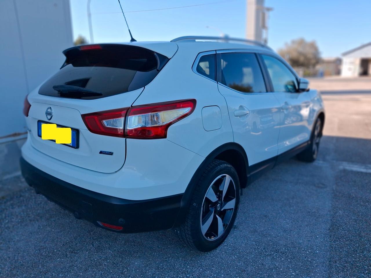 Nissan Qashqai 1.5 dCi 360
