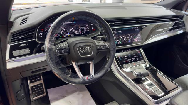 AUDI Q8 45 TDI quattro tiptronic Sport
