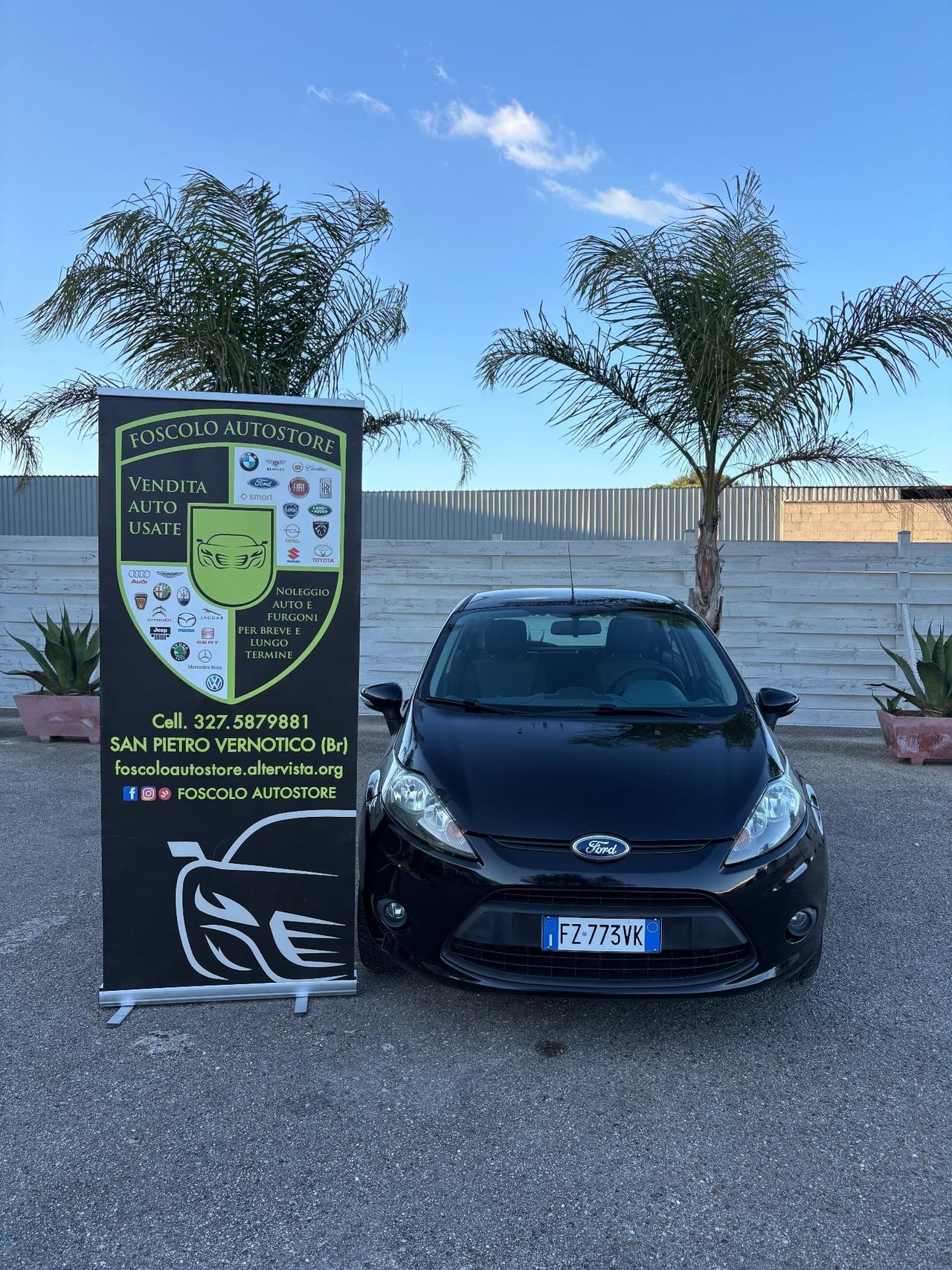 Ford Fiesta 1.2 benzina 5p. Tagliando e distribuzione eseguiti