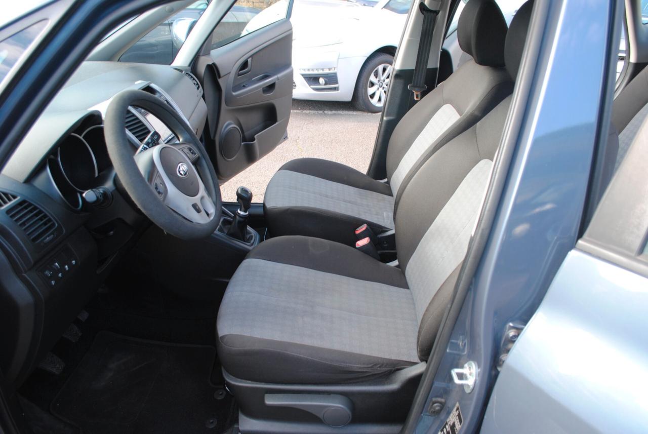 KIA VENGA 1.4 90 CV BENZ/GPL OK NEOPATENTATI