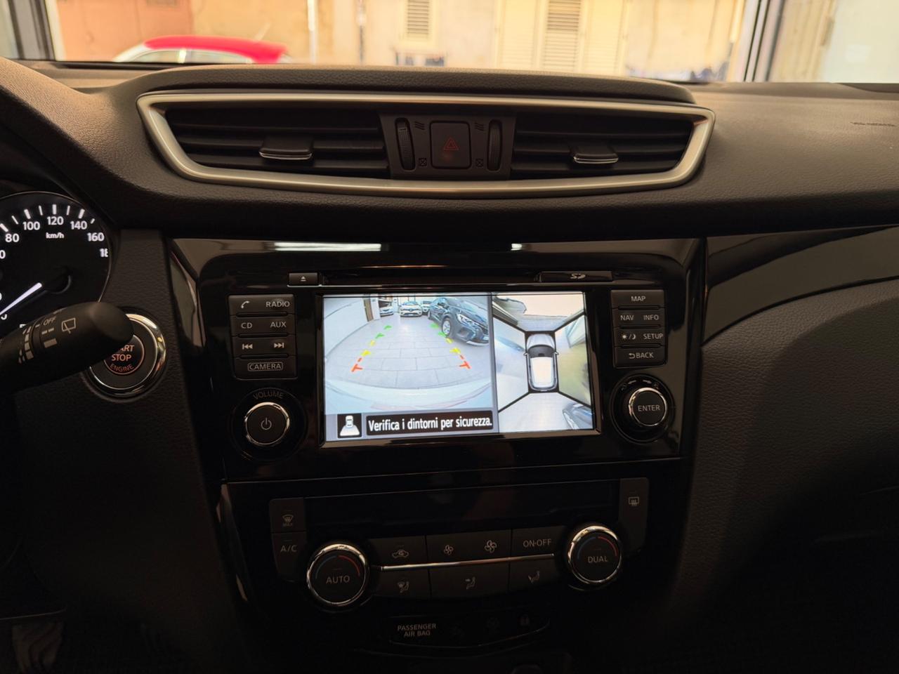 Nissan Qashqai 1.5 DCI 110 CV Tekna CAMERA 360°