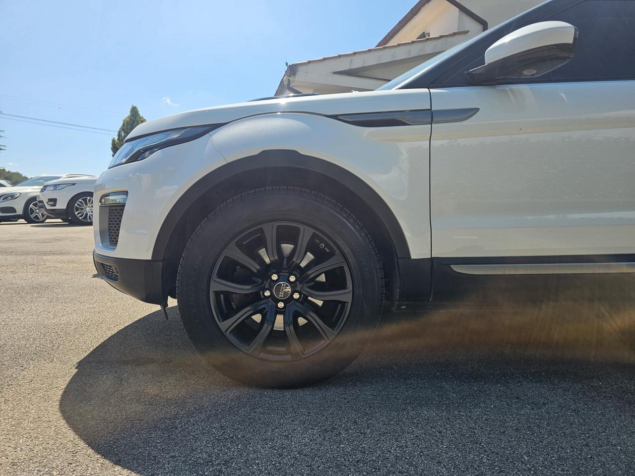 Land Rover Range Evoque 2.0 TD4 180 CV 5p. Pure