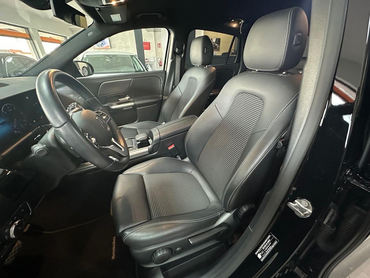 Mercedes-Benz GLA 200 Sport Plus GLA 200 D #9494