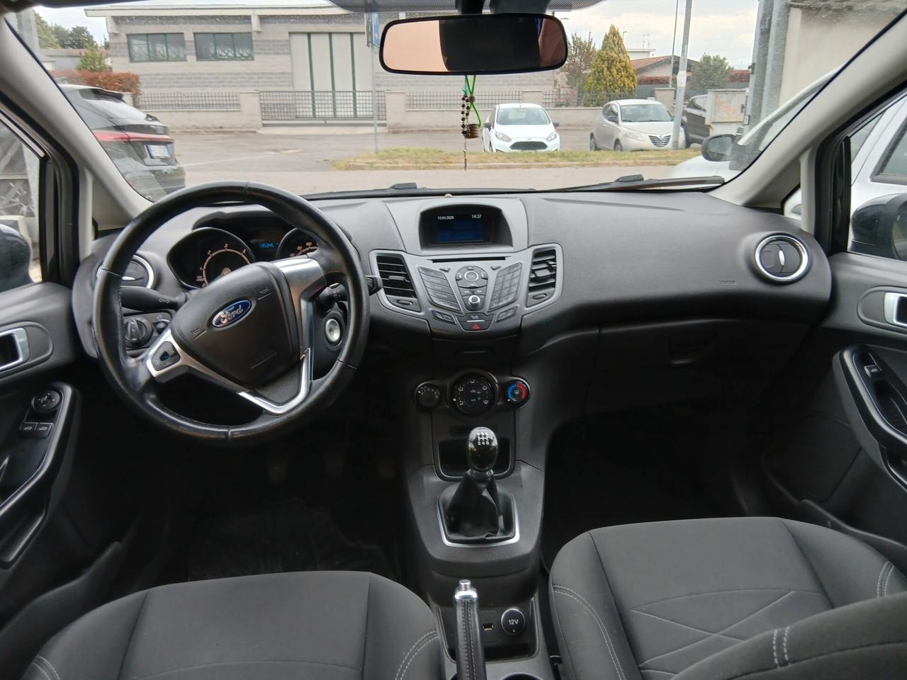 Ford Fiesta 1.5 TDCi 75CV 5 porte Titanium