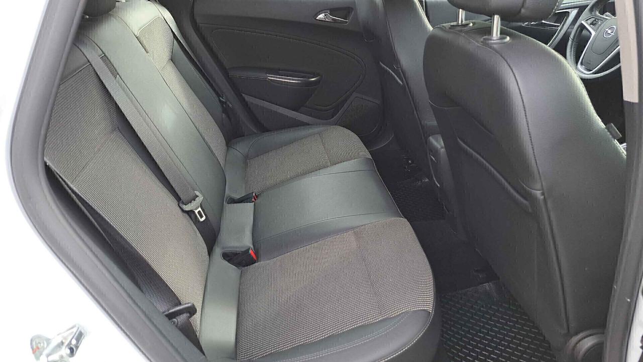 Opel Astra 1.7 CDTI 125CV Cosmo berlina