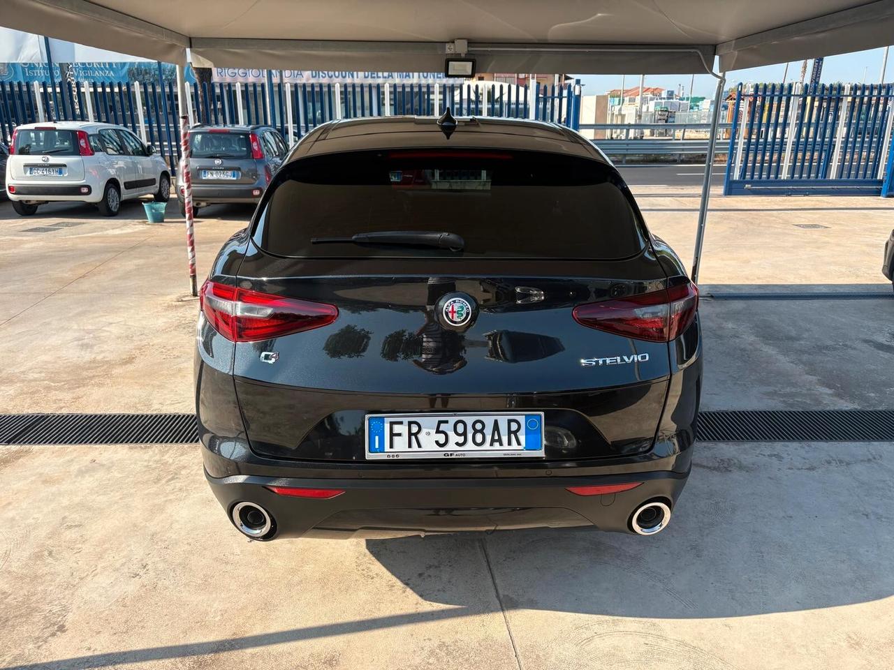 Alfa Romeo Stelvio 2.2 Turbodiesel 180 CV AT8 Q4 Executive