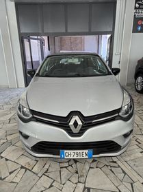 Renault Clio dCi 8V 75 CV 5 porte Duel