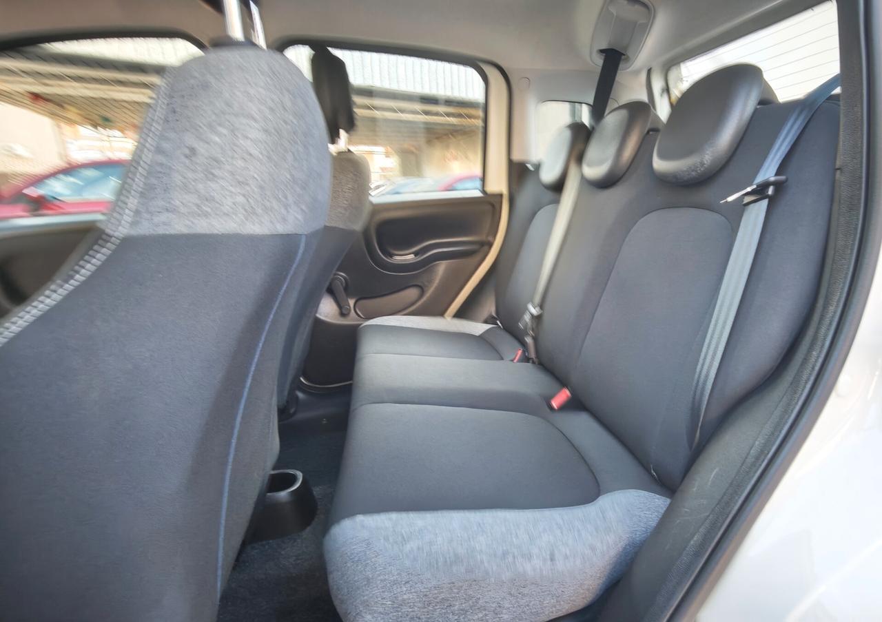 Fiat Panda 1.0 FireFly S&S Hybrid City Cross
