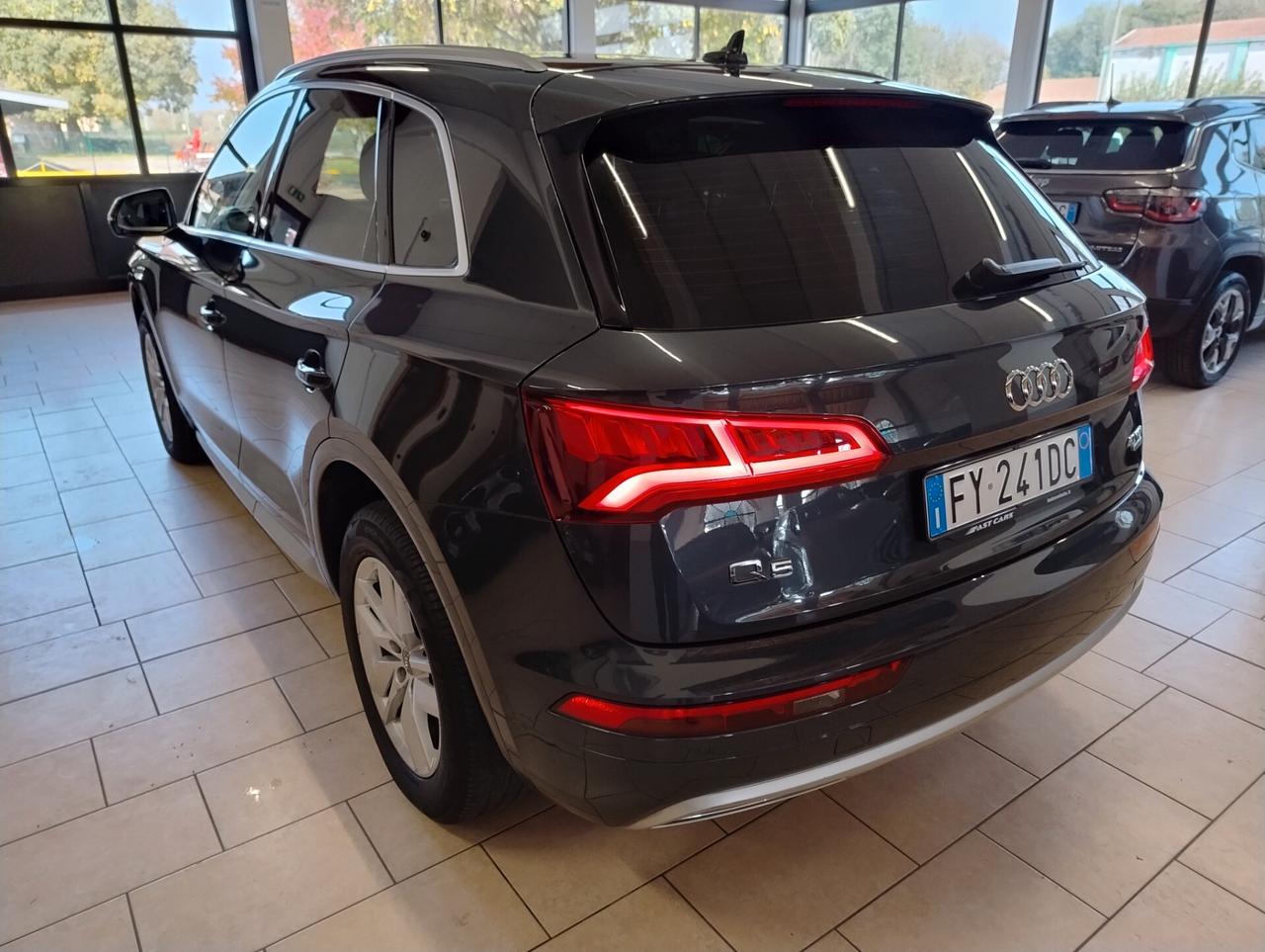 AUDI Q5 40 2.0 TDI quattro S tronic Sport- 2019