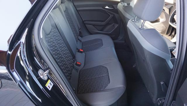 AUDI A1 SPB 30 TFSI S-Tronic Identity Black