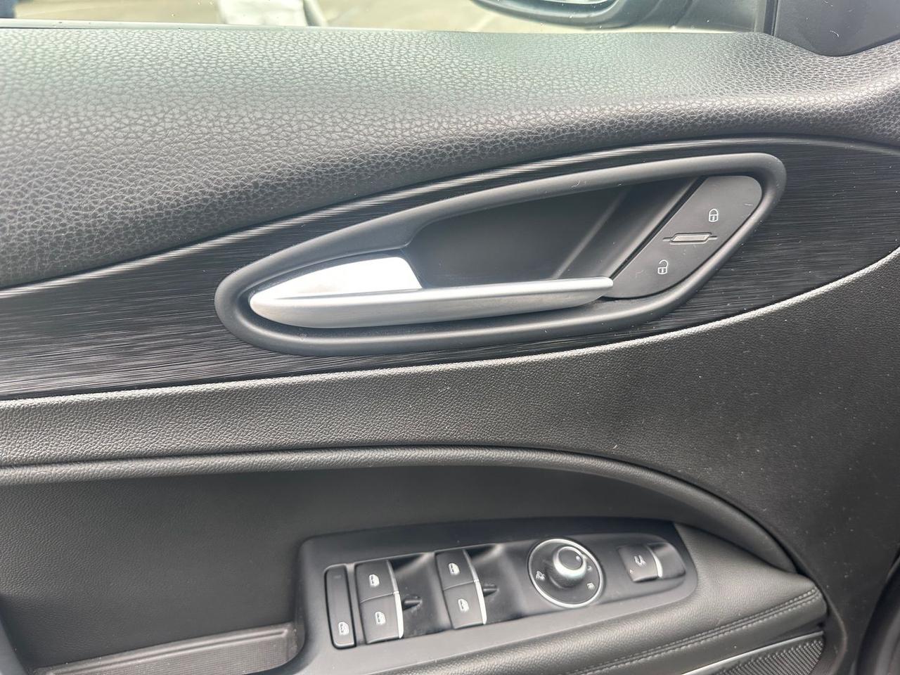 Alfa Romeo Stelvio Executive 2.0 #8378