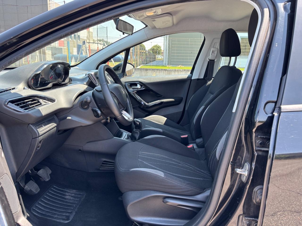 Peugeot 208 1.2 82CV, GARANZIA