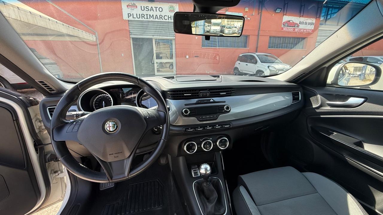 Alfa Romeo Giulietta 1.6 JTDm-2 105 CV Exclusive