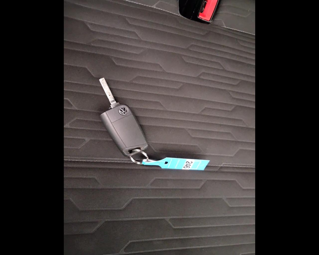 VOLKSWAGEN T6.1 Caravelle 30 - T6.1 Caravelle 2.0 tdi 150cv Comfortline p.c. dsg7