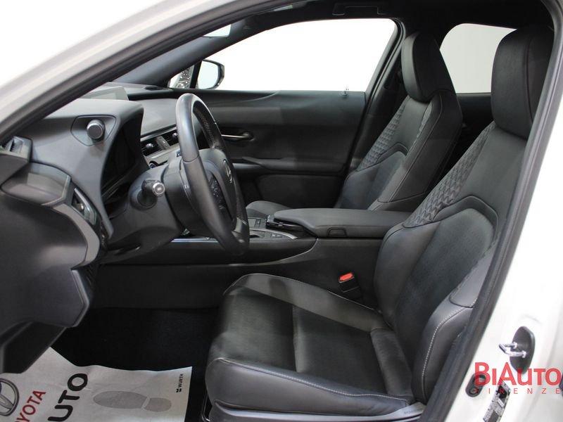 Lexus UX UX Hybrid 4WD Midnight