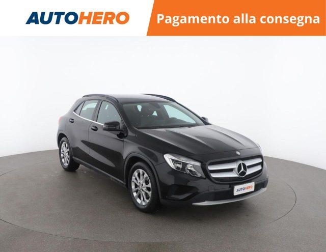 MERCEDES-BENZ GLA 180 d Business