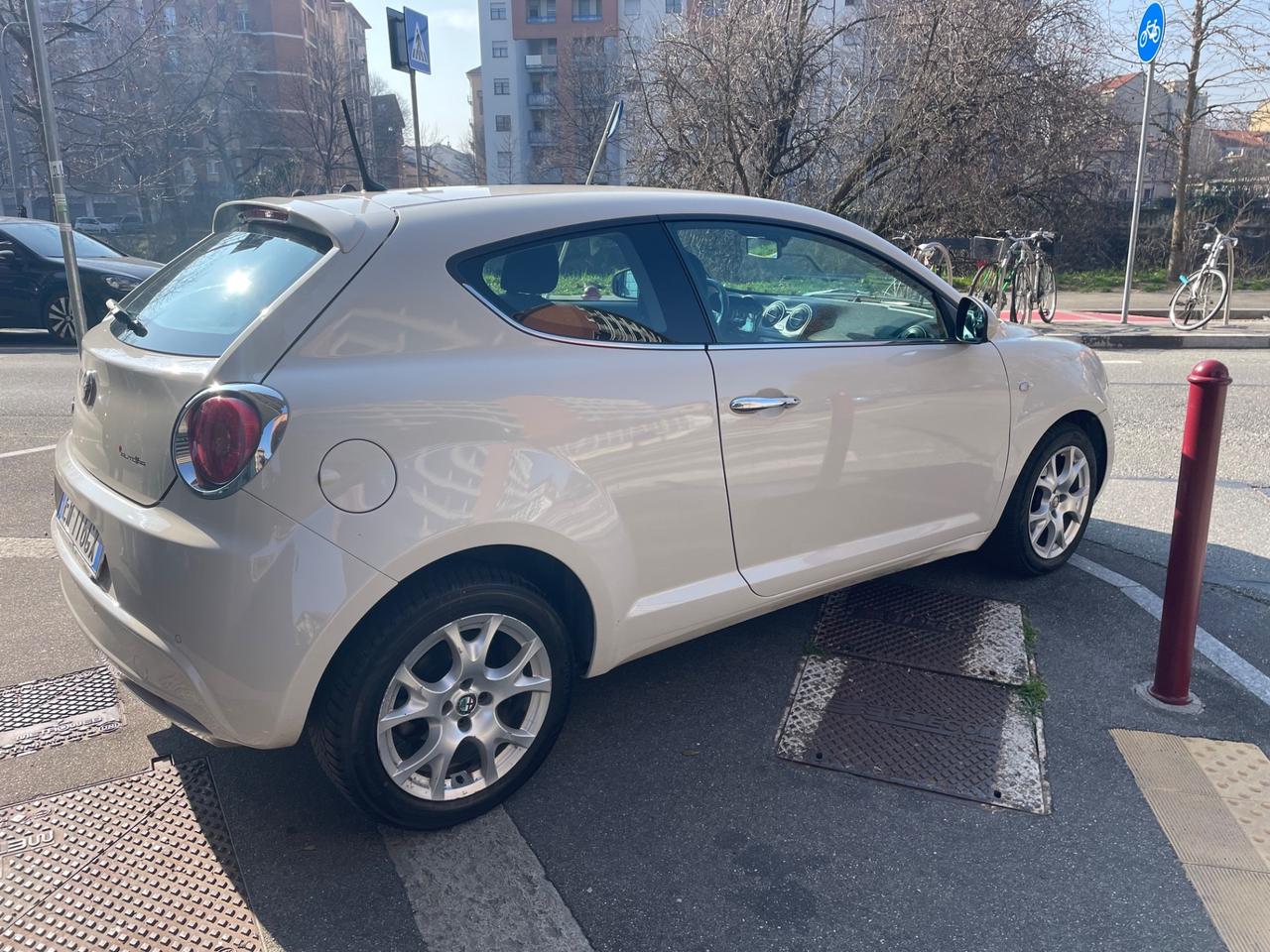 Alfa Romeo MiTo 1.6 JTDm-2 S&S Distinctive/GARANZIA