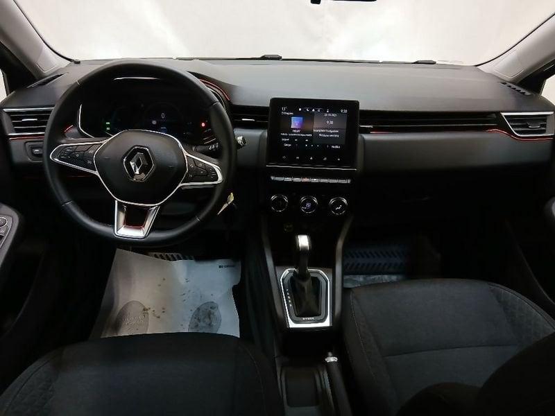 Renault Clio 1.6 E-Tech hybrid Intens 140cv auto my21