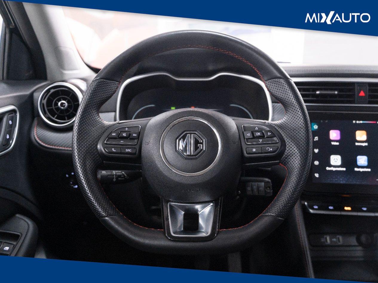 MG ZS 1.5L 5MT Luxury