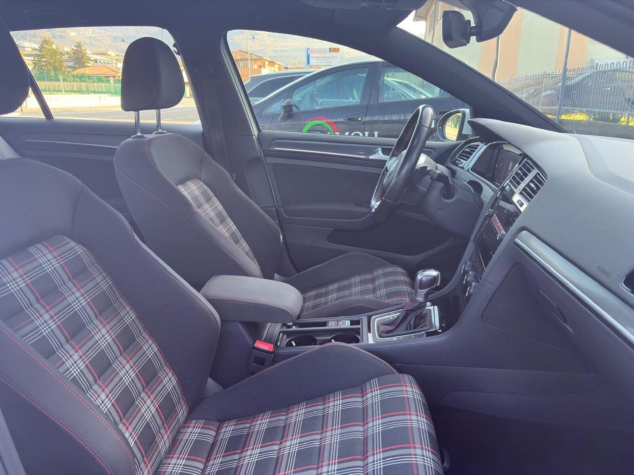 VOLKSWAGEN GOLF 7.5 GTI 2.0TSI 245cv DSG