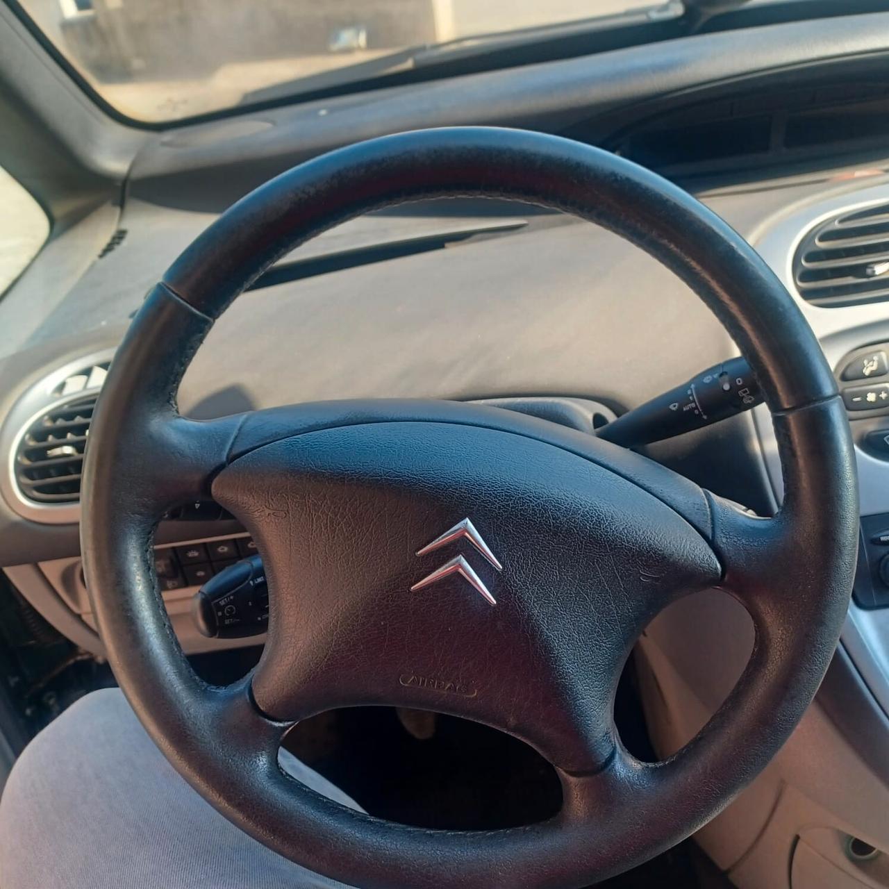 MECCANICAMENTE NESSUN PROBLEMA XSARA 1.6 HDI