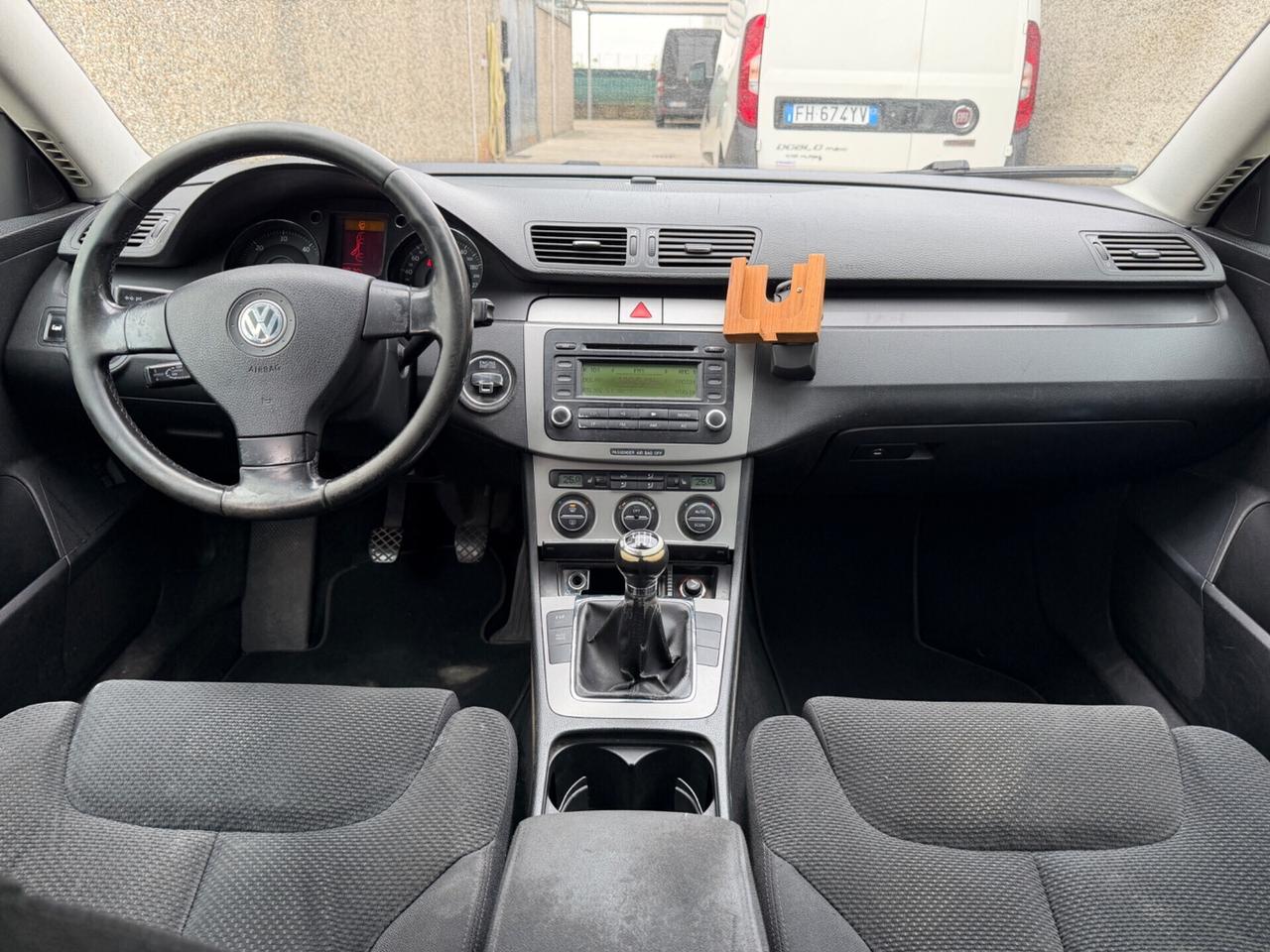 VW PASSAT 2.0TDI 140CV GANCIO TRAINO 1800KG