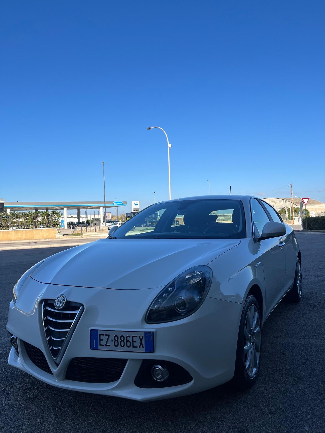 Alfa Romeo Giulietta 1.6 JTDm-2 105 CV Exclusive