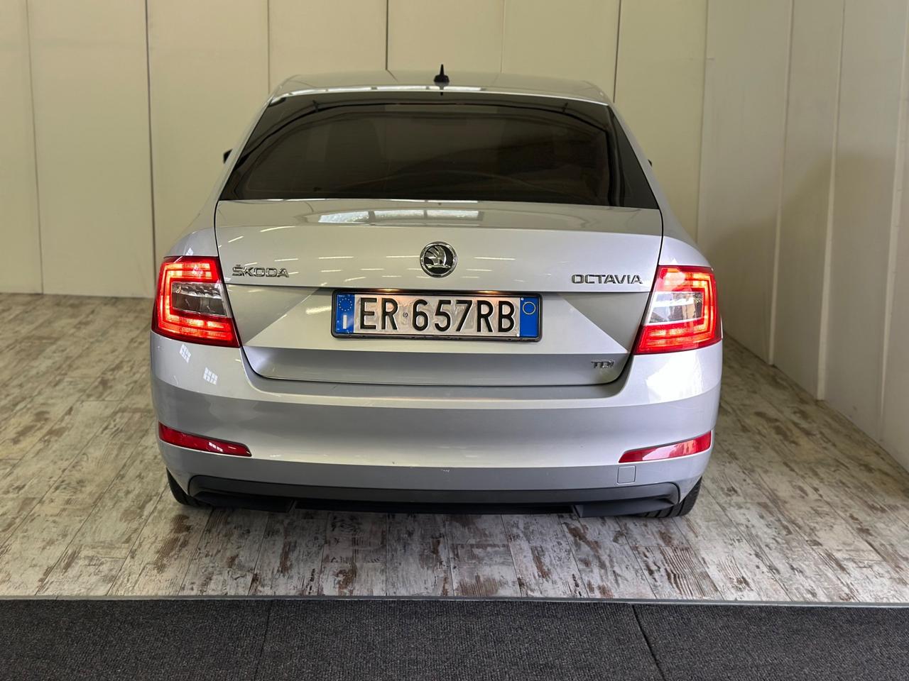 Skoda Octavia 1.6 TDI CR Elegance