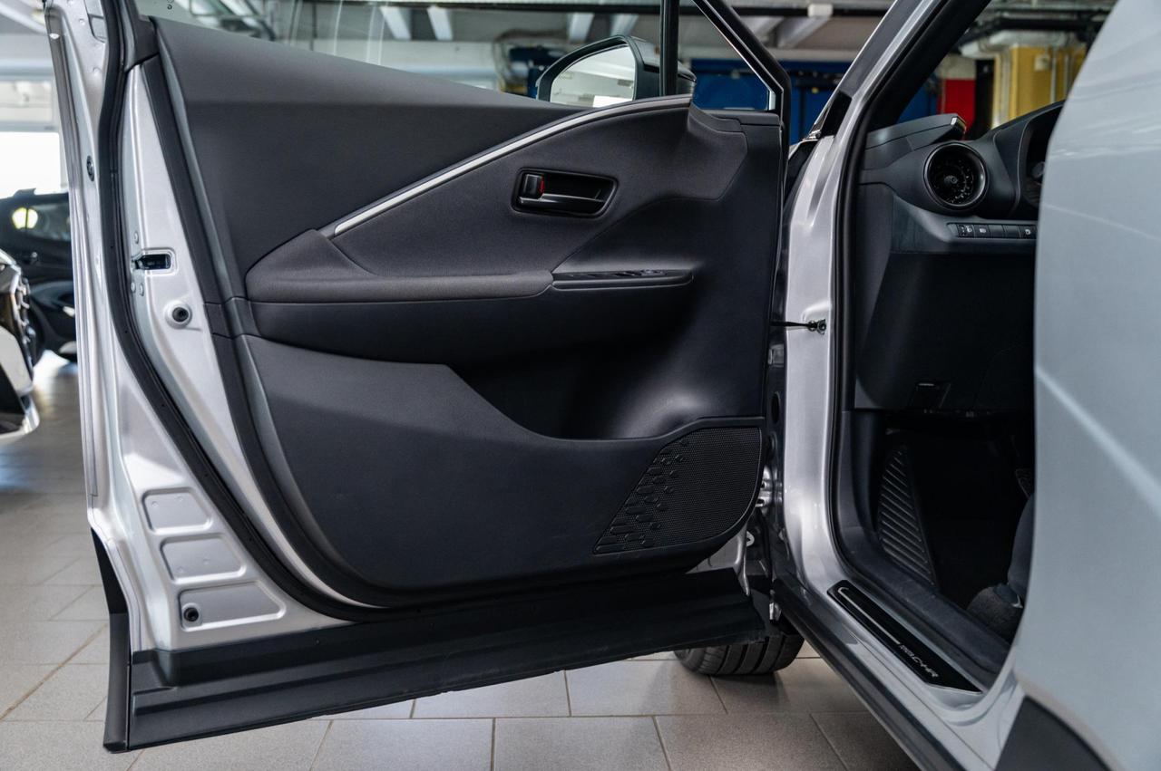 Toyota C-HR 1.8 hev Trend fwd e-cvt