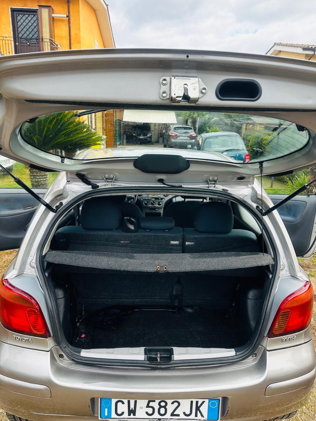 Toyota Yaris 1.0 3 porte Sol