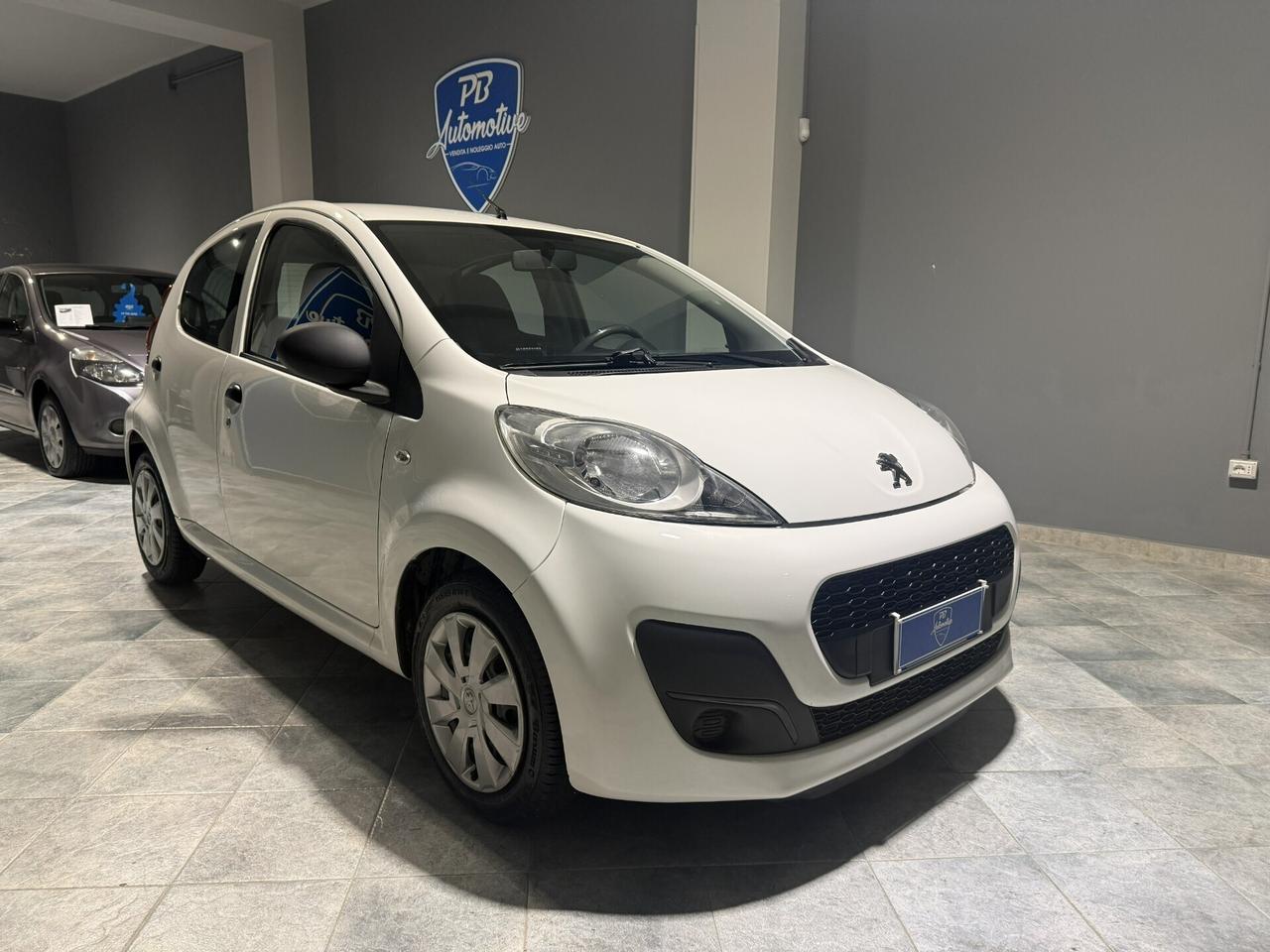 Peugeot 107 1.0 URBAN MOVE 5 PORTE UNICO P.