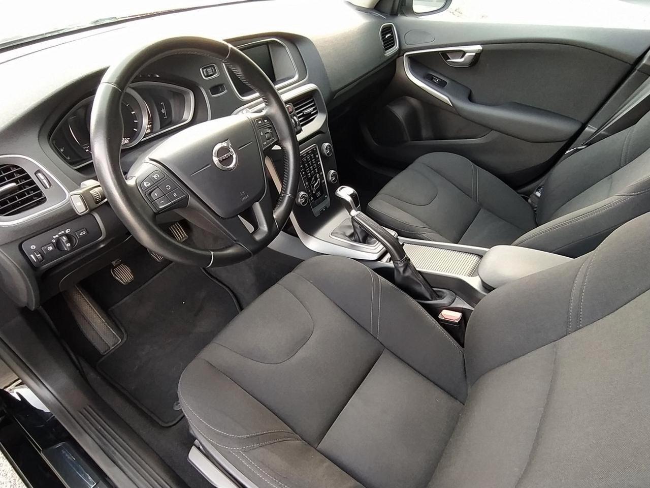 Volvo V40 D2 Business