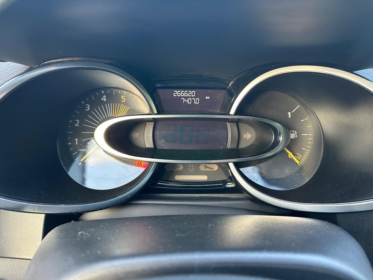 Renault Clio diesel 1.5 NEOPATENTATI 2015