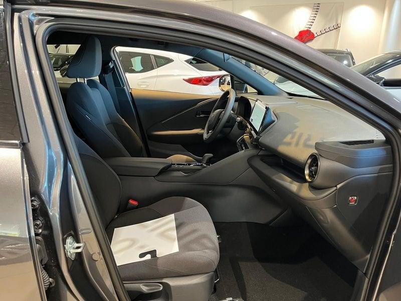 Toyota C-HR C-HR 2.0 HV Trend