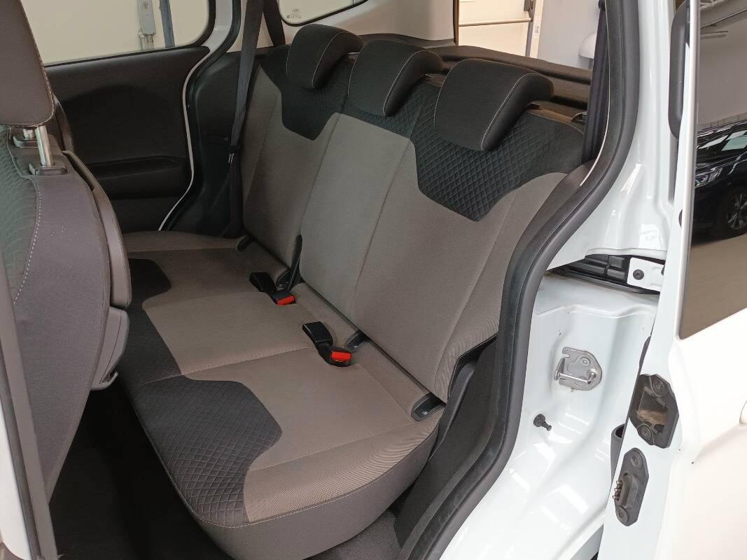 Ford Tourneo Courier 100cv plus