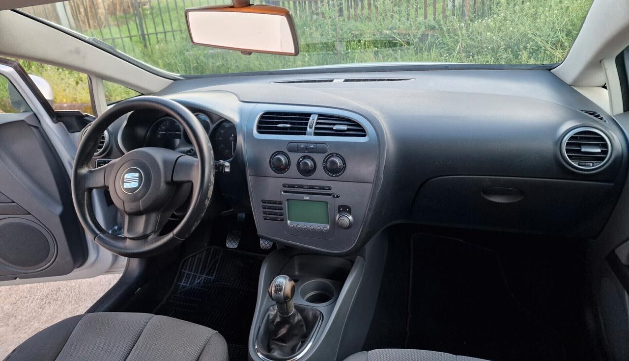 Peugeot 206 1.1 3p. XT