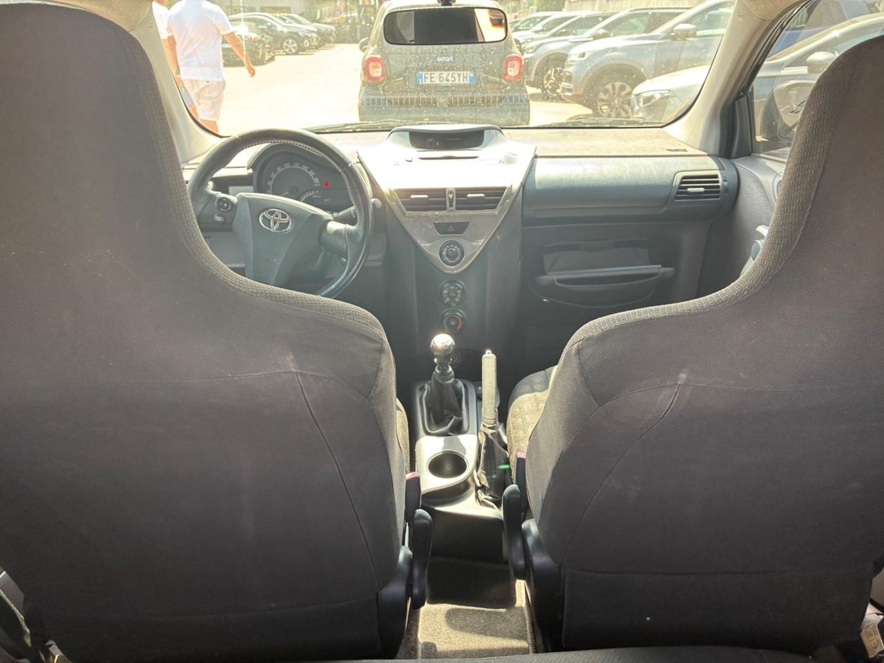 Toyota iQ 1.0