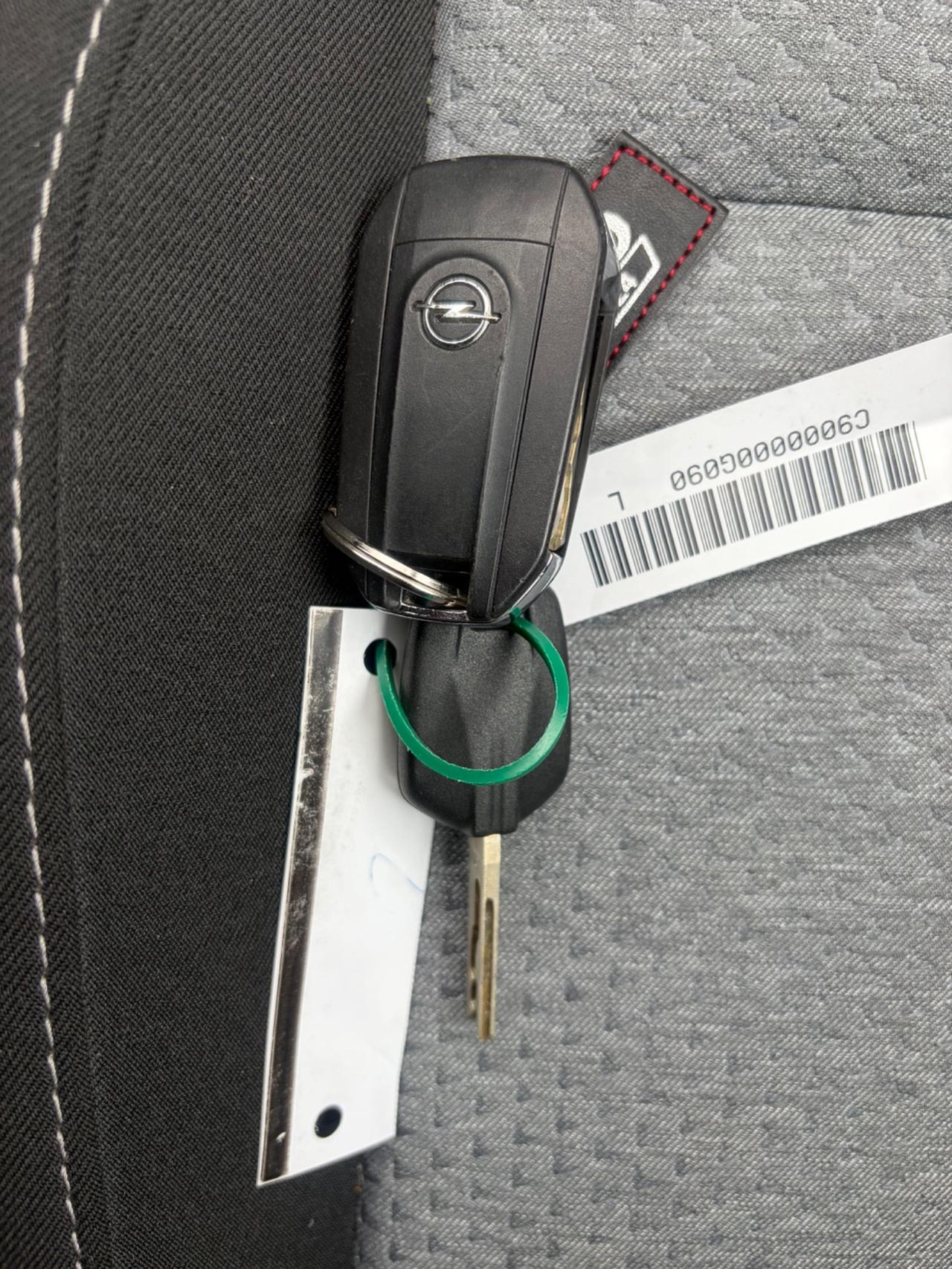 Opel Corsa 1.2 BENZINA 2024 30MILA KM INCIDENTATA