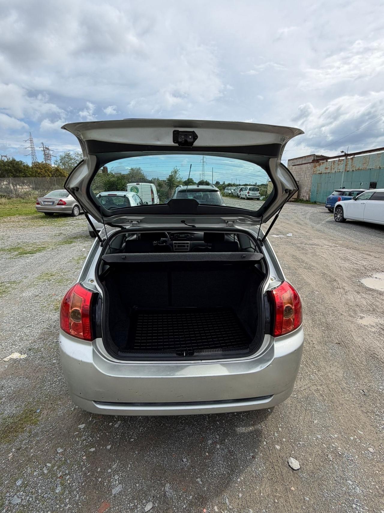 Toyota Corolla 1.4 Diesel- Cambio Automatico- Neopatentati