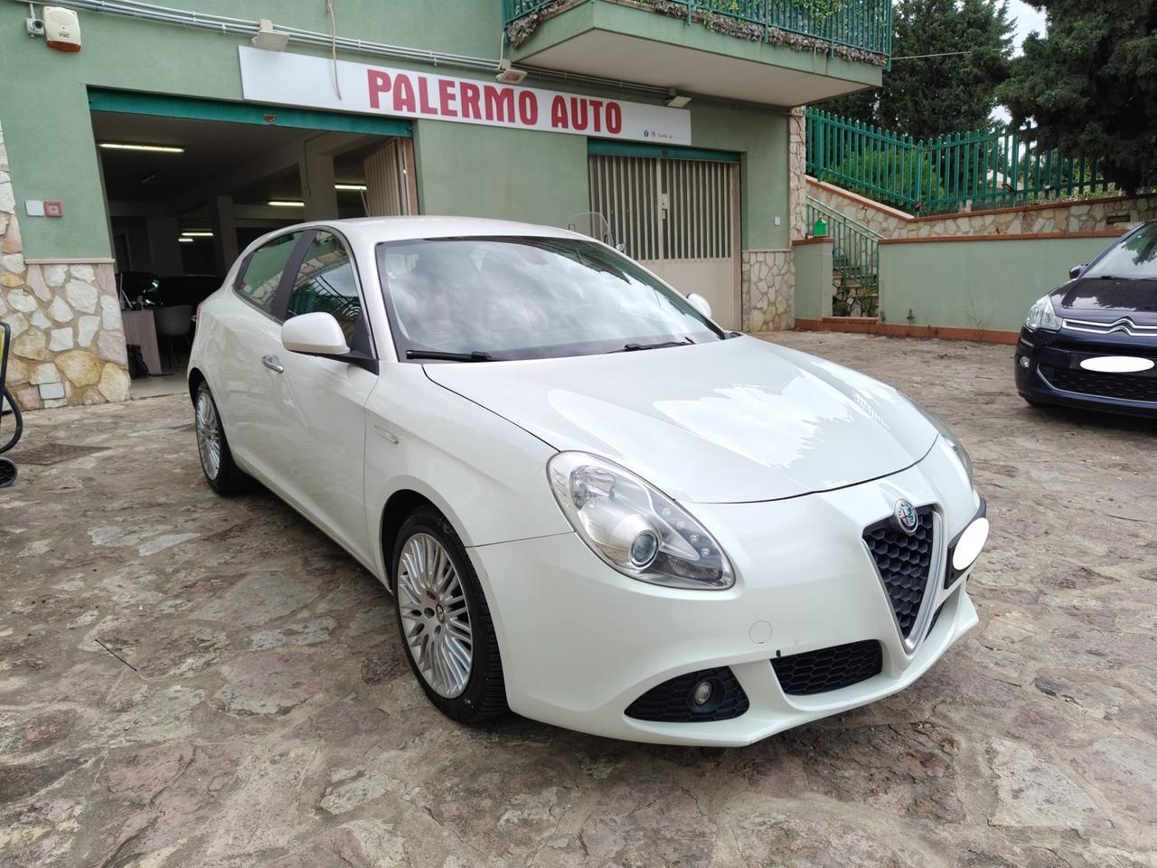 Alfa Romeo Giulietta 1.6 JTDm-2 105 CV Exclusive