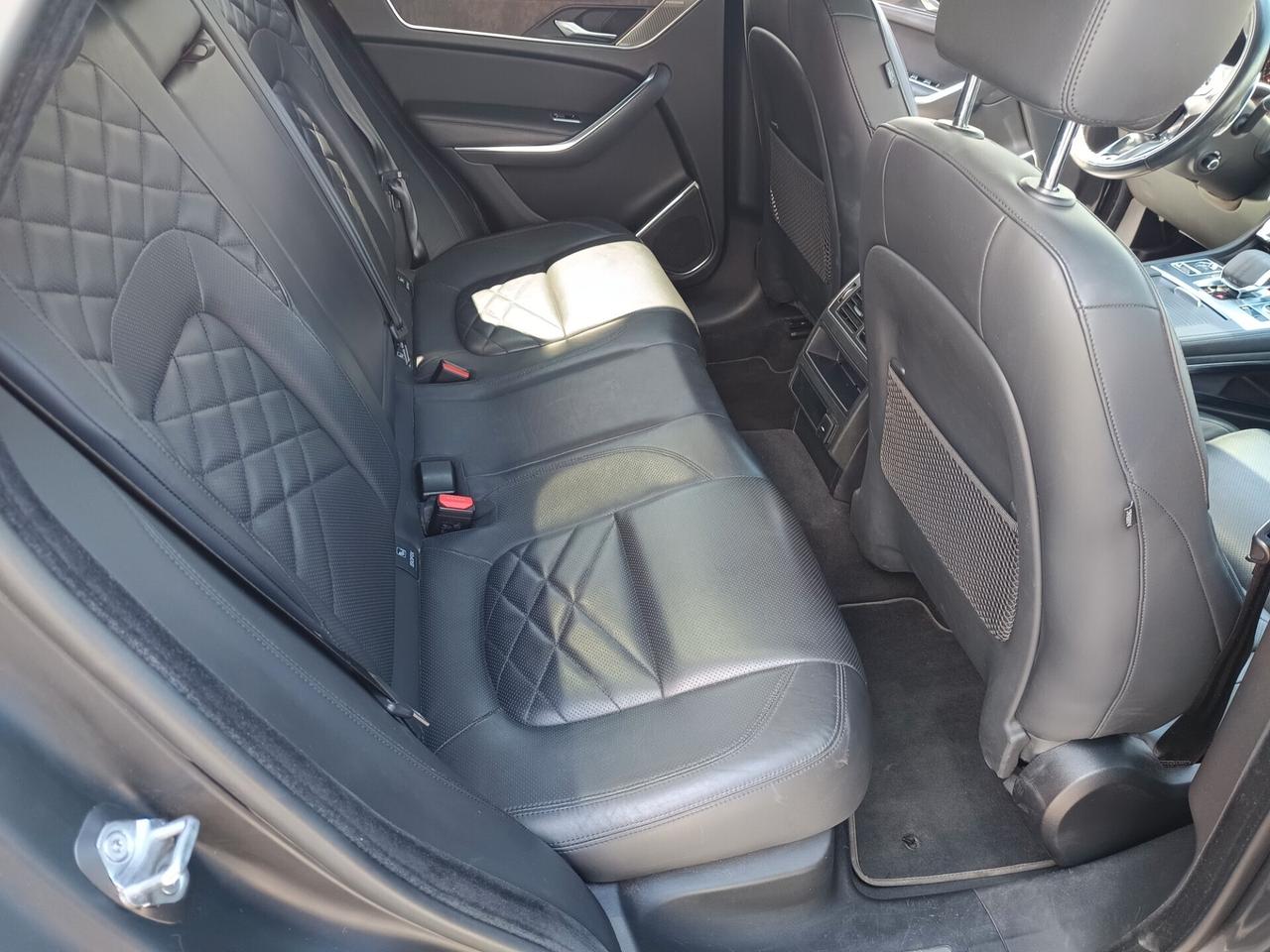 Jaguar F-Pace 2.0 D i4 MHEV 204 CV AWD aut. HSE