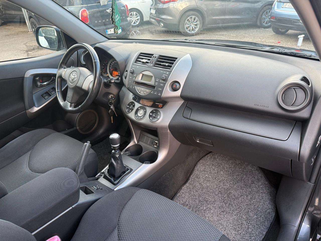 Toyota RAV 4 RAV4 2.2 D-4D 136 CV Luxury