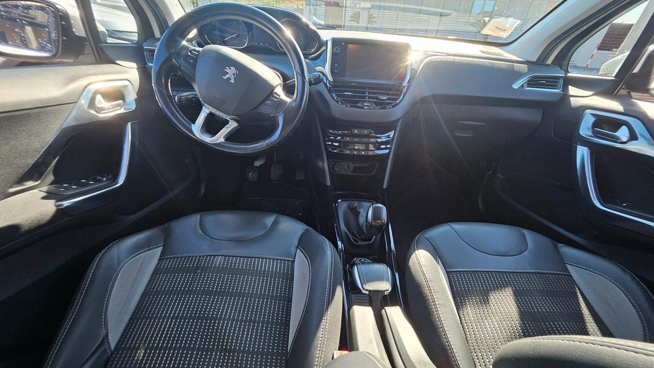 Peugeot 2008 BlueHDi 120 S&S Crossway